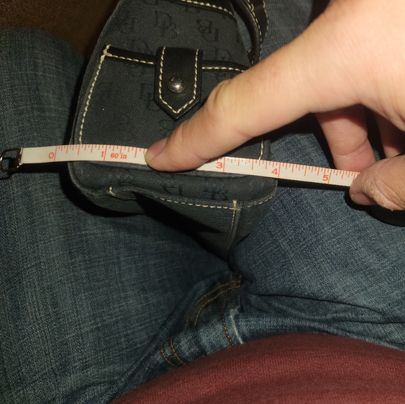 Dooney & Bourke handbag - Picture 8 of 11